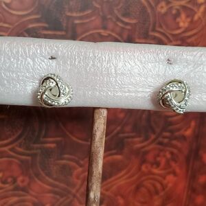 Crystal Sophistication Earrings pure Silver Plated